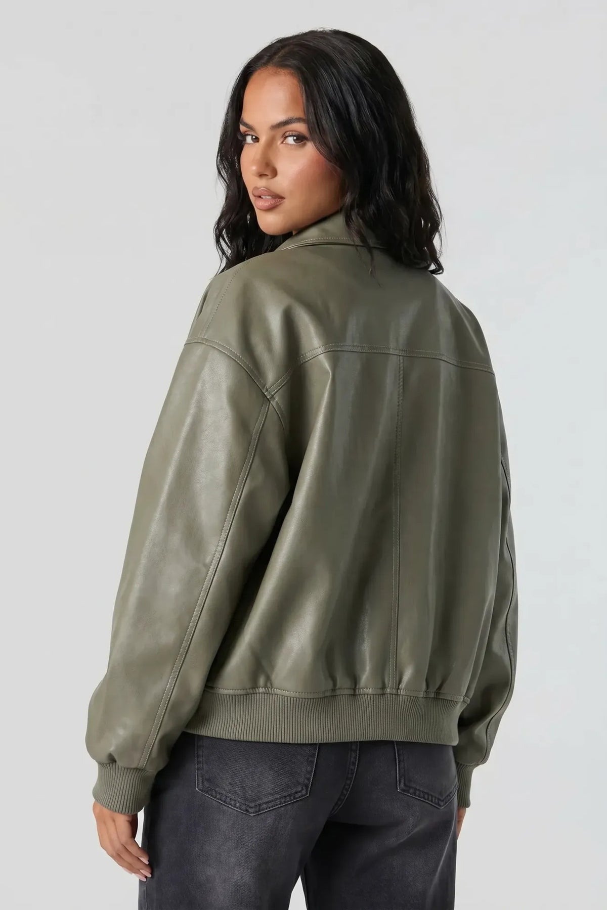 Alt View 2. Oversized Faux Leather Jacket - Dark Green