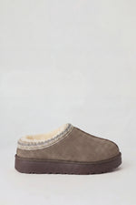 Taupe